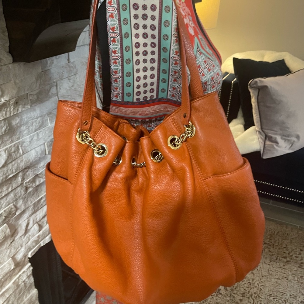 Beautiful Michael Kors handbag